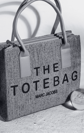 MARC JACOB TOTE BAG