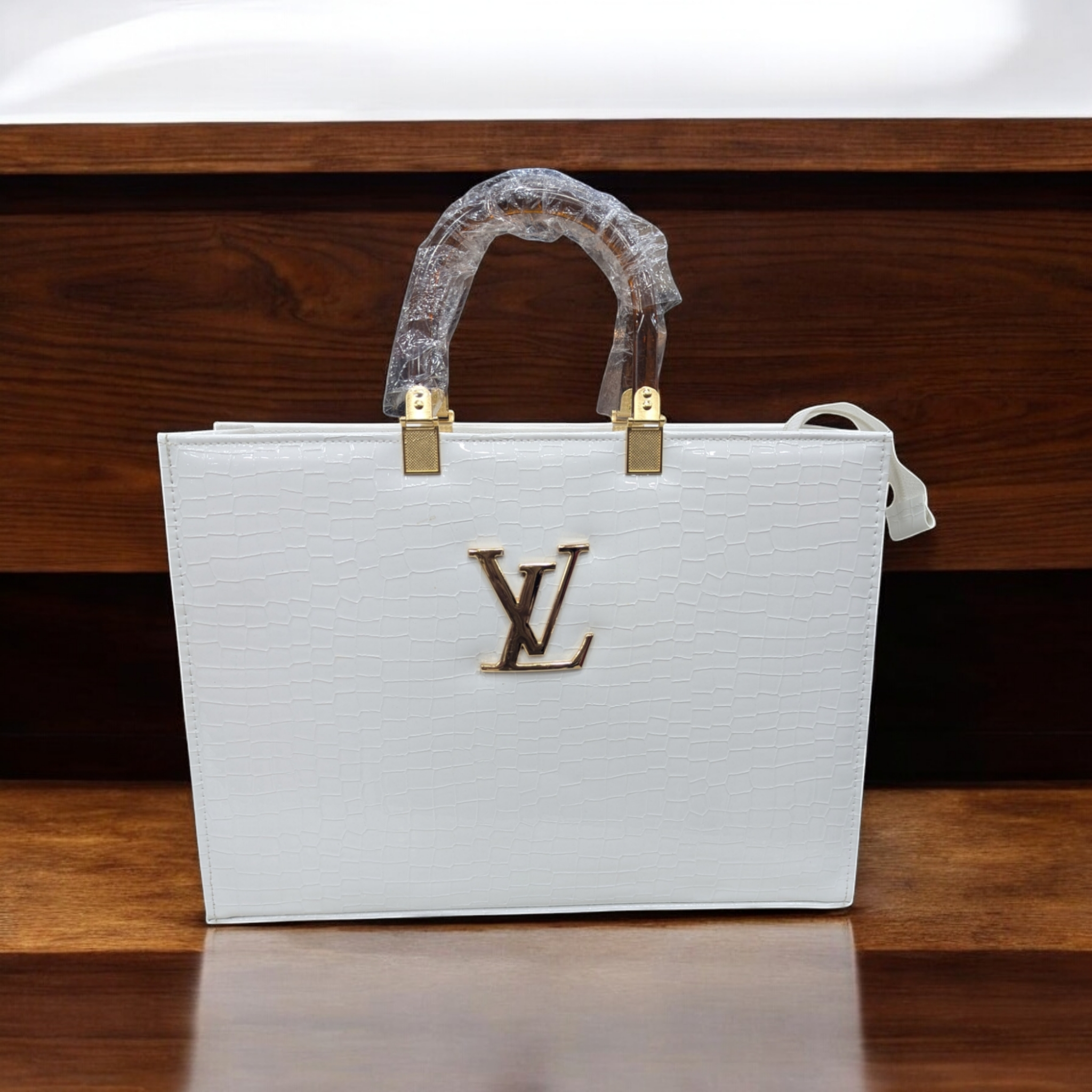 SNAKED LV TOTE BAG